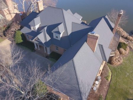 7 early warning signs your annapolis roof needs professional attention